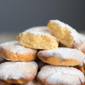Ghoriba with Coconut